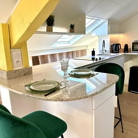 Appartement Joli Studio, Idealement Situe, Tres Proche Gare *